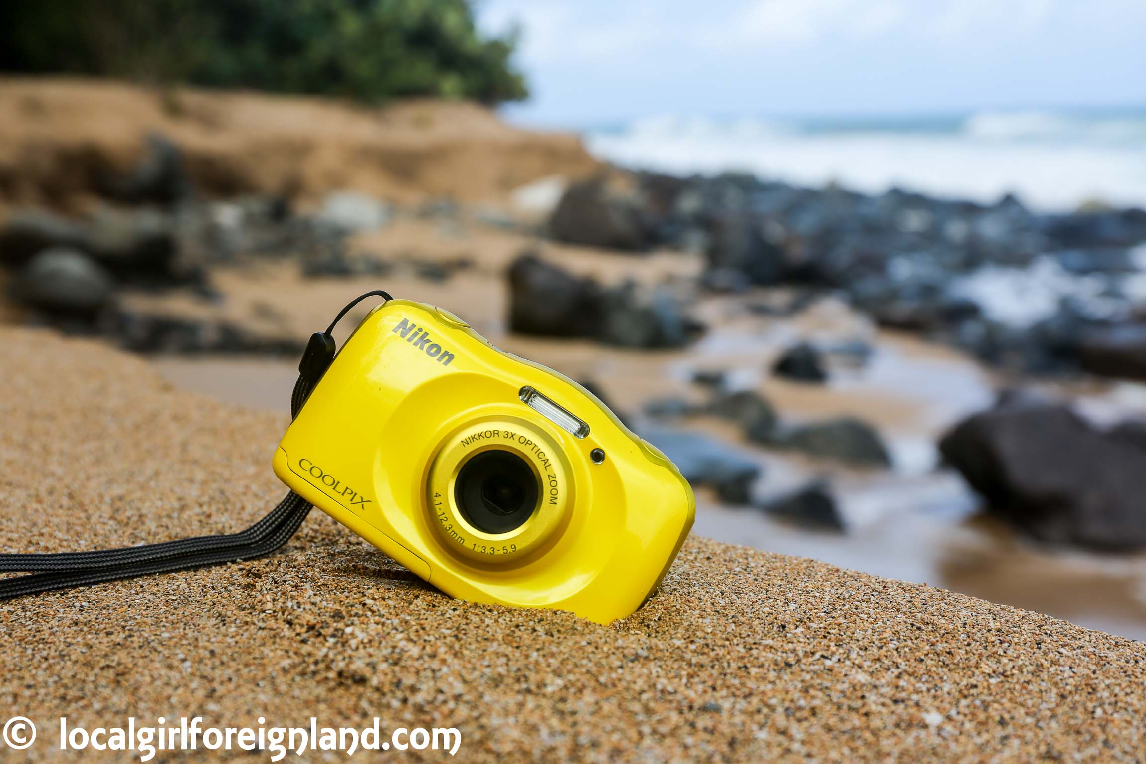 Werkwijze Merchandiser zag Nikon Coolpix S33 review… of a tourist – Local Girl Foreign Land