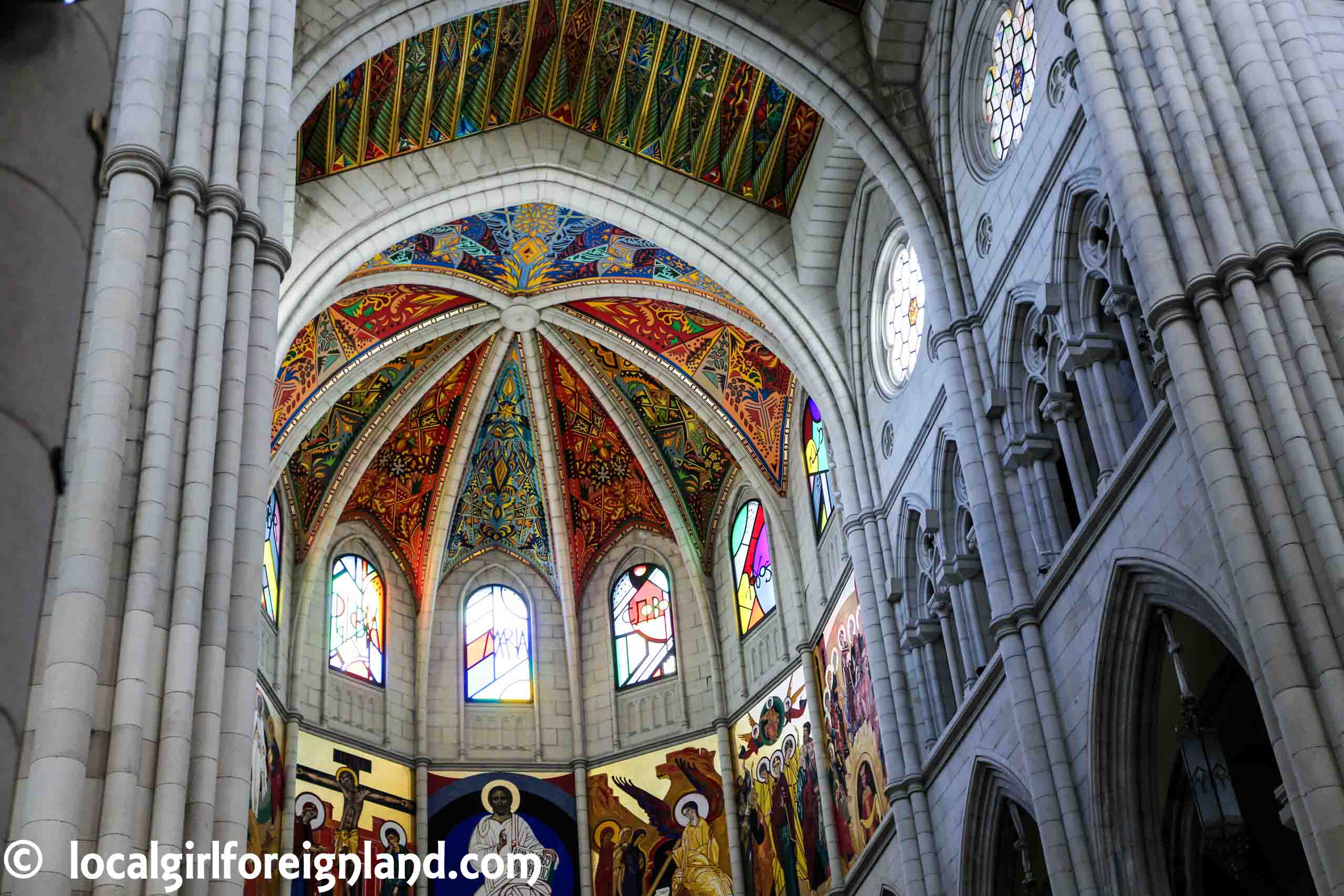 Cathedral-de-Almudena-Madrid-4036.JPG