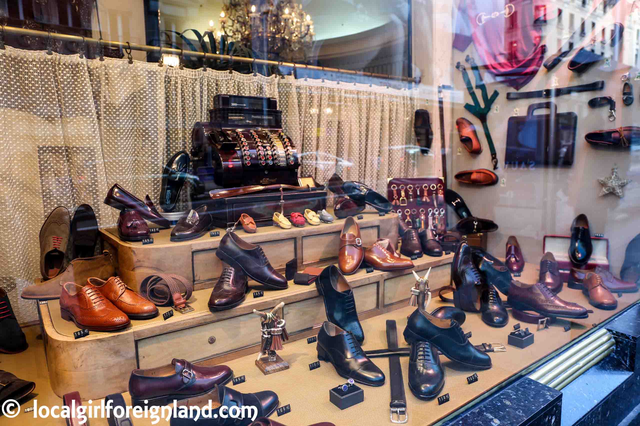 leather-artisan-stores-madrid-3556.JPG