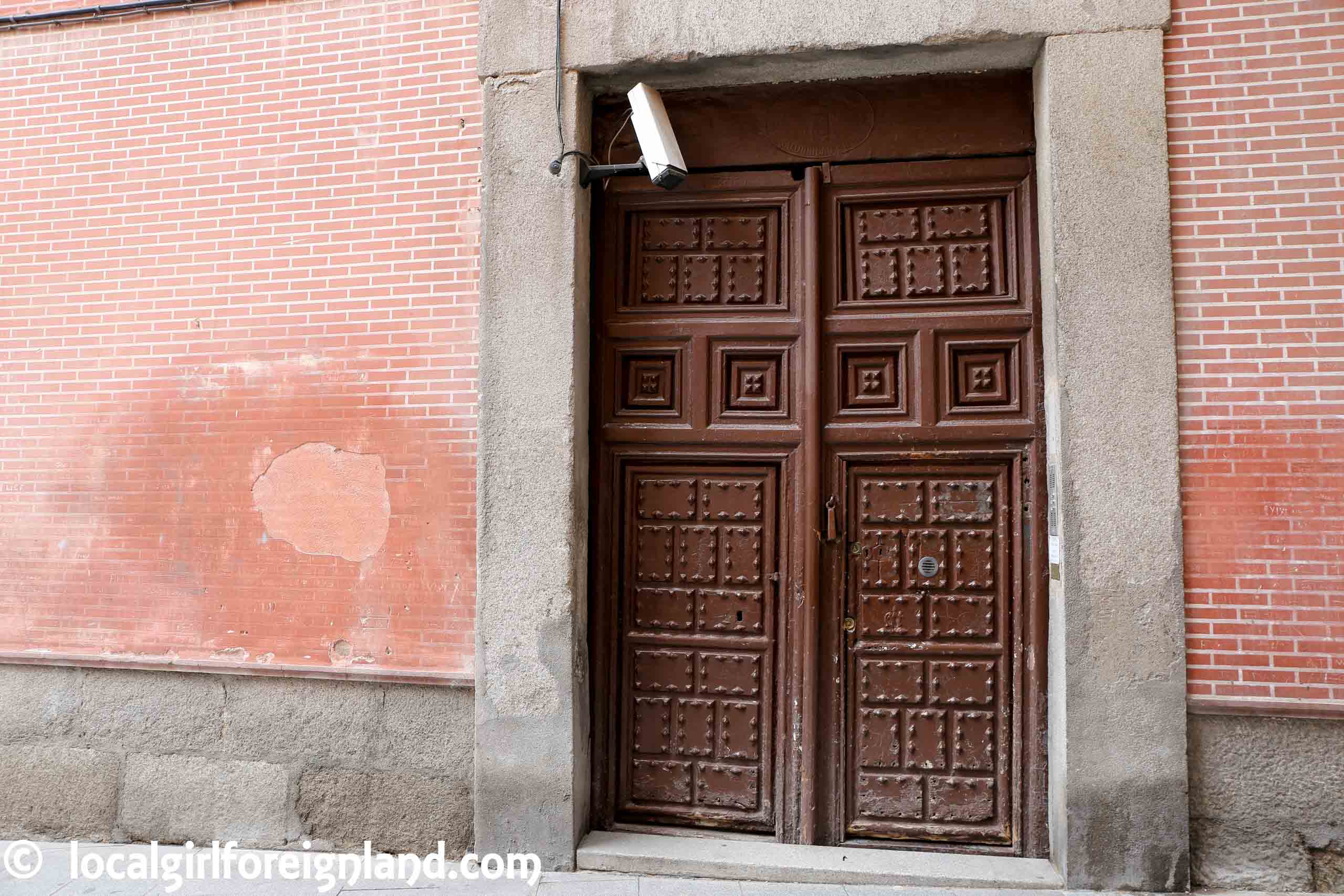 3 Calle del Codo, Madrid, secret cookies baked by cloistered nun