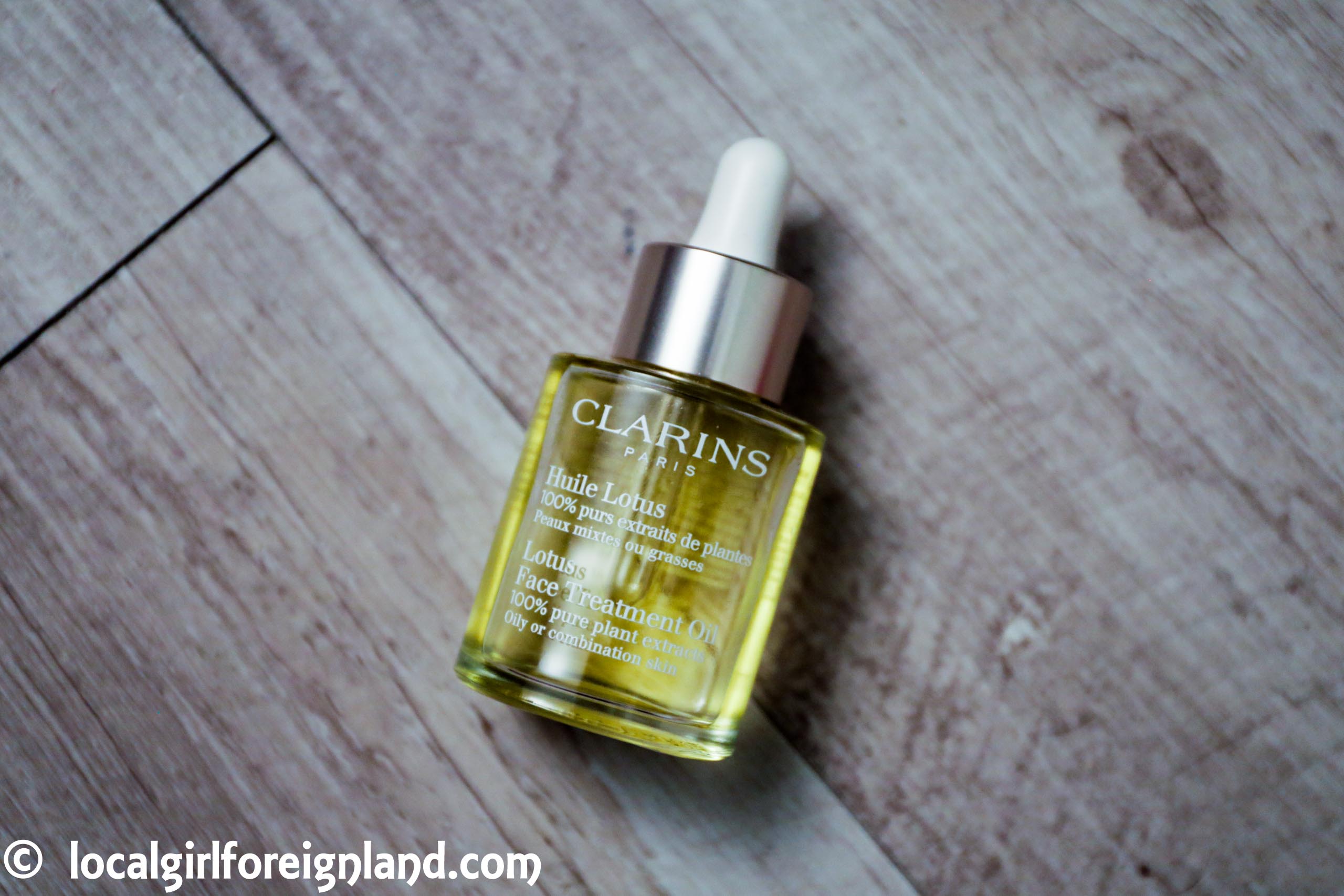 Clarins-Lotus-oil