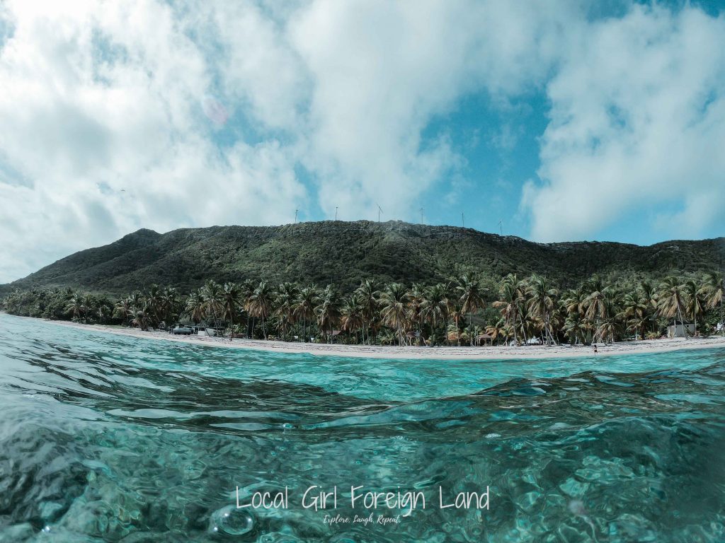 Le Souffleur, La Desirade, picture from the sea